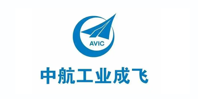 成飞
